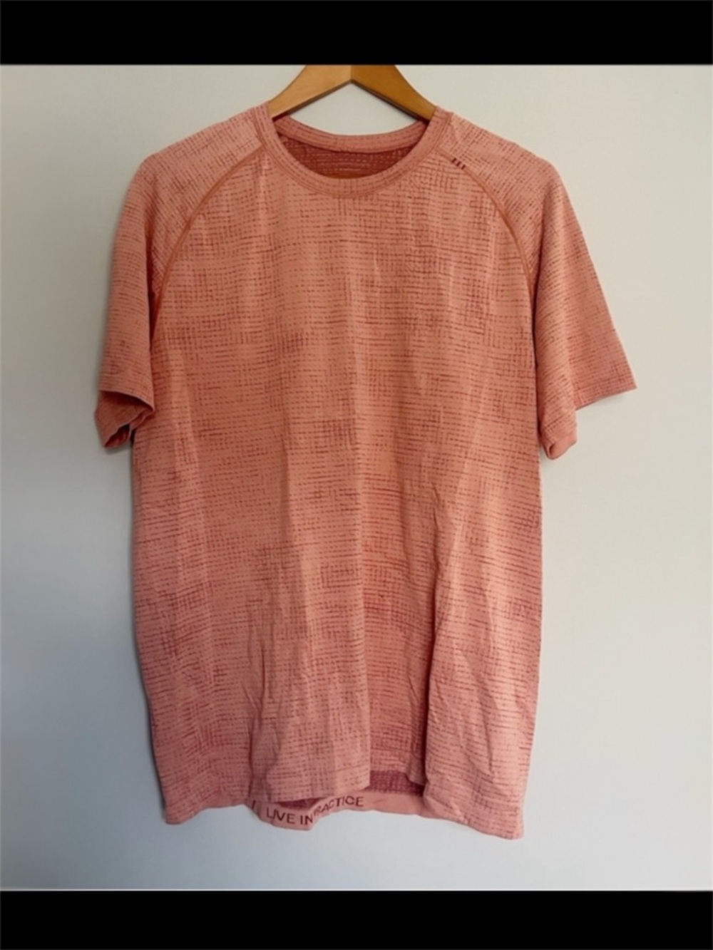 Lululemon Metal Vent Tech Short Sleeve Shirt Disrupted Grid Mulled Wine Sz Large